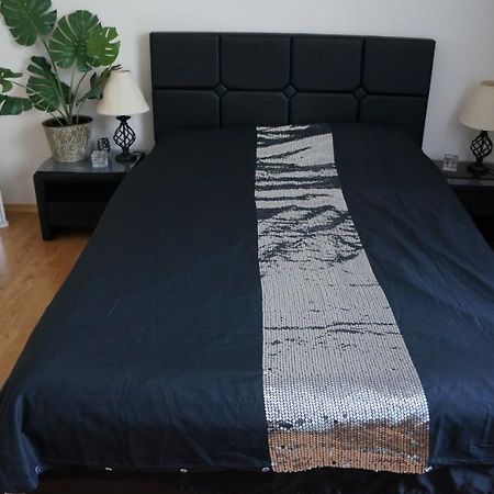 Apartament Na Ratajach Poznań Kültér fotó