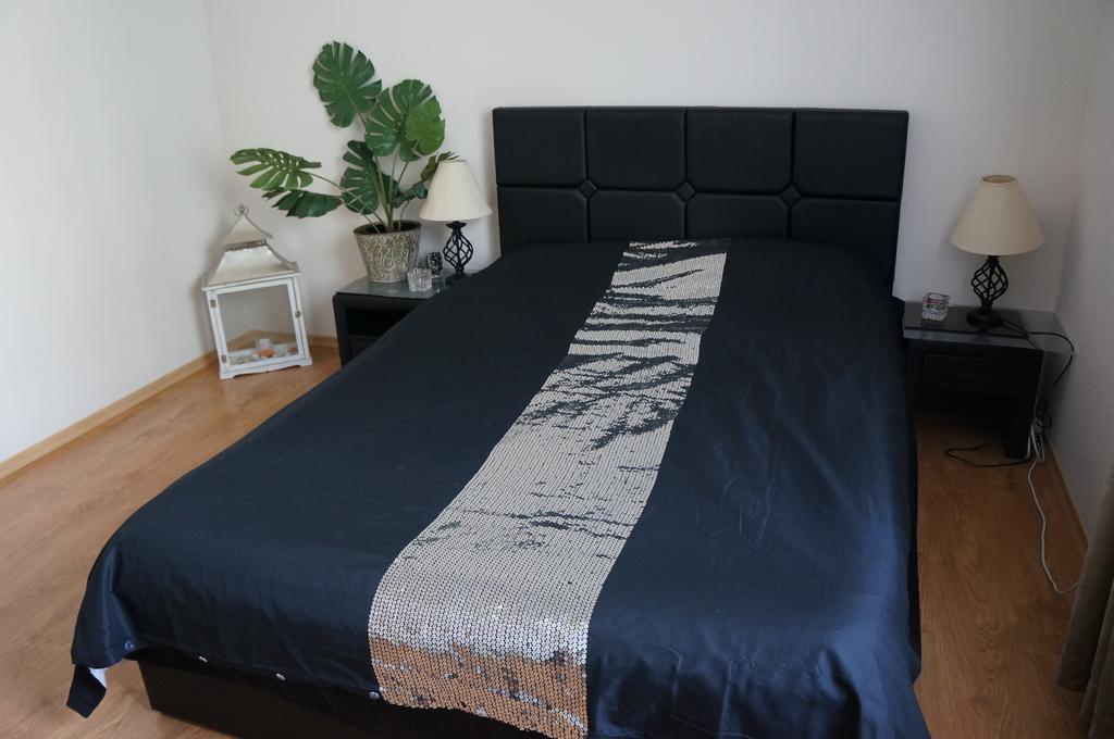 Apartament Na Ratajach Poznań Szoba fotó